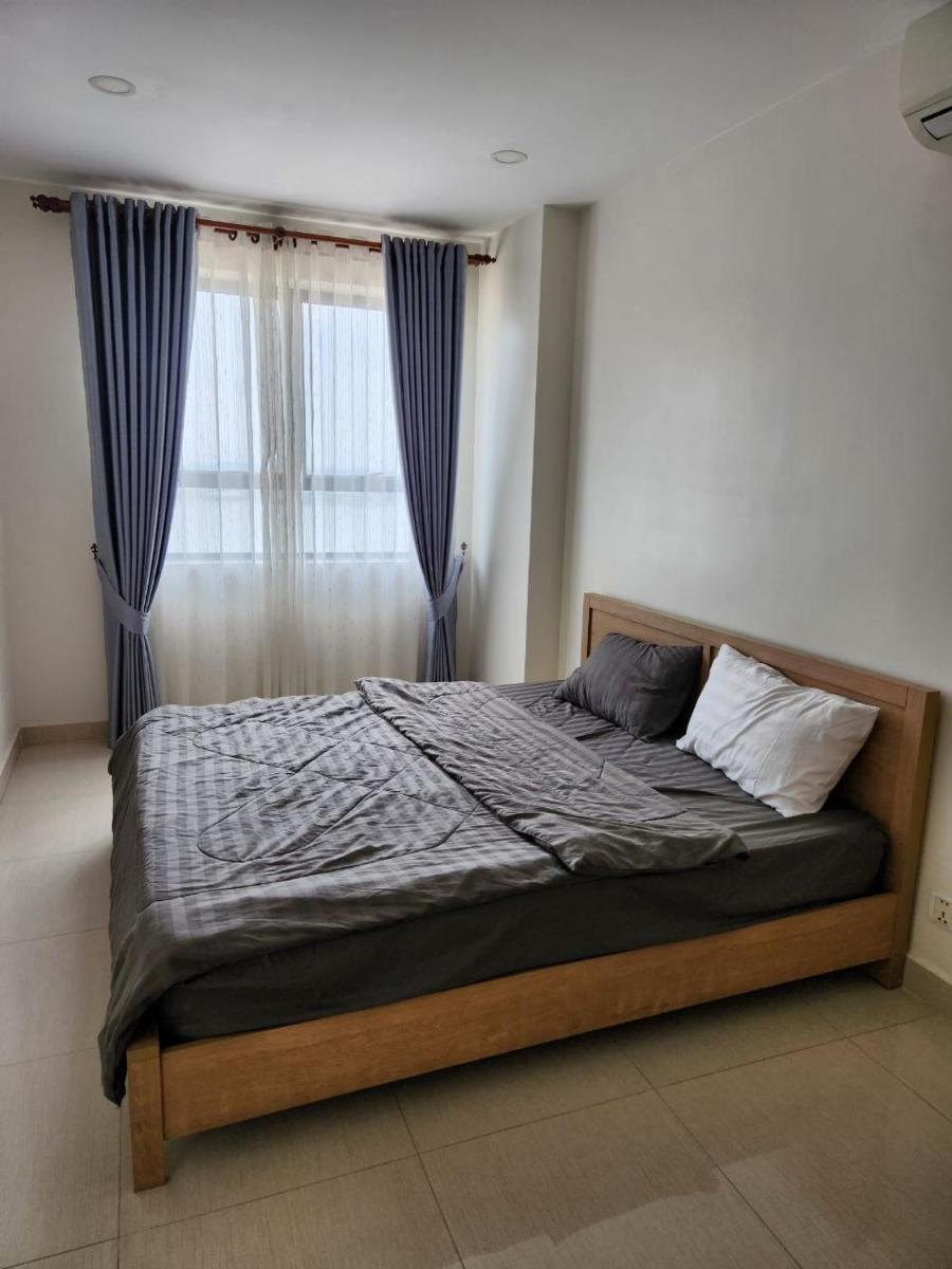 2BR with riverview - Housity