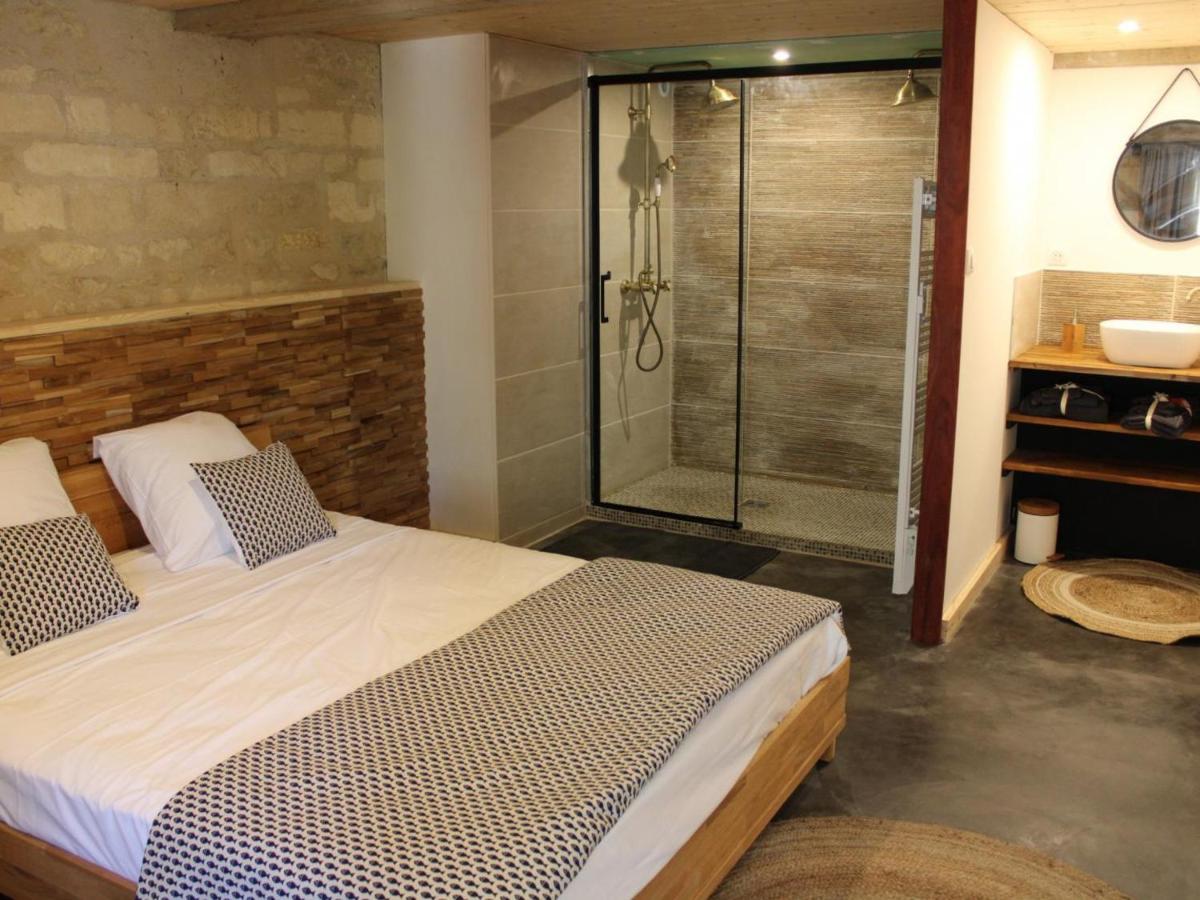 Gîte Vibrac, 4 pièces, 6 personnes - FR-1-653-210 - Housity