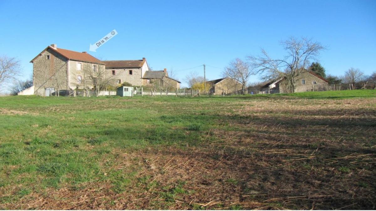 Les Petits Bouchons - Housity