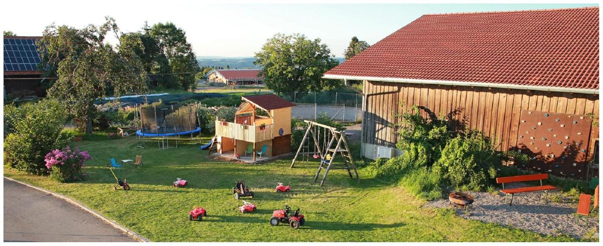 Ferienhof Bitschnau - Housity