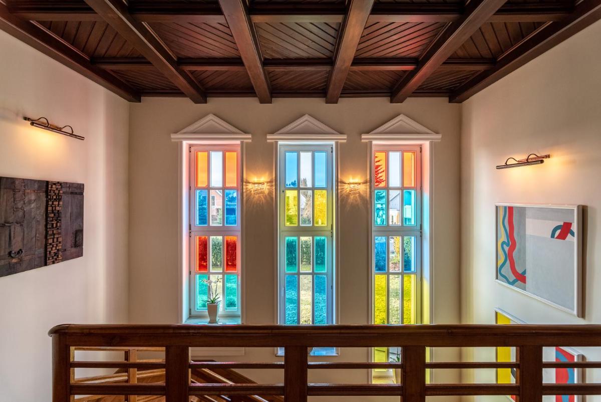 Experience History - Stunning Mansion near Krakow - Housity