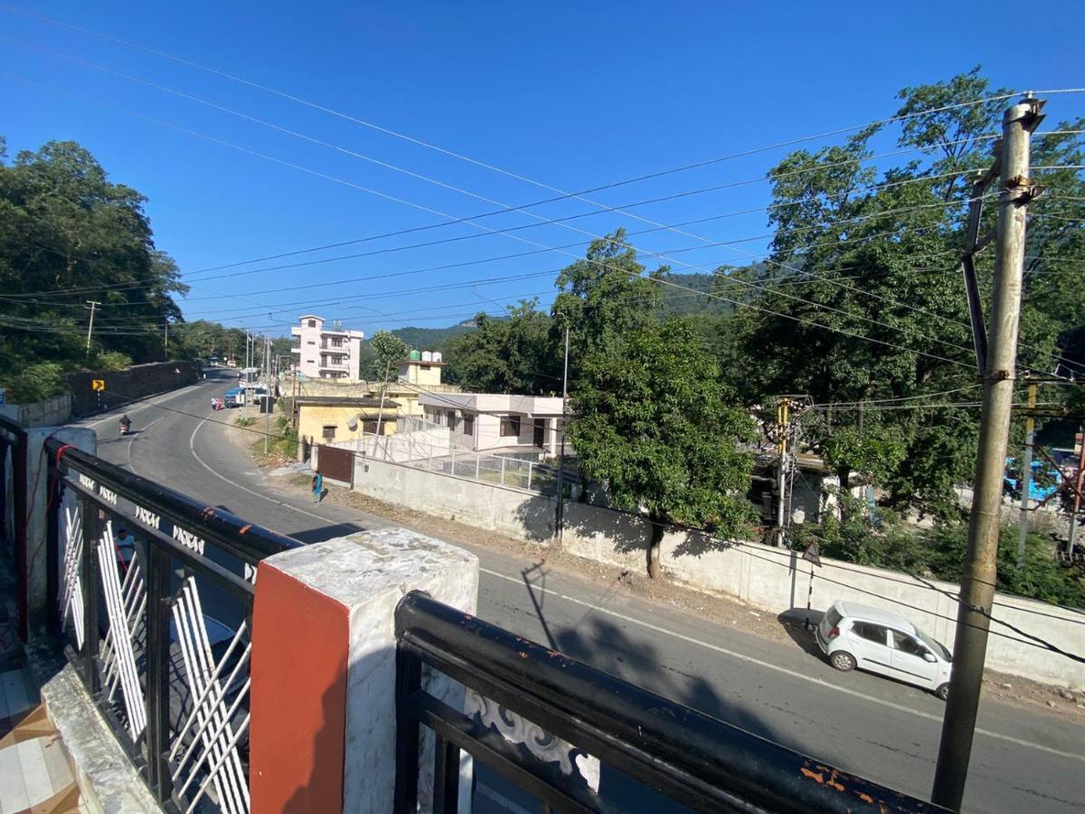 Suitetrails - Squirrel Shambhu Home Stay By WB Inn
