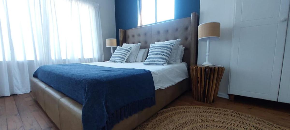 Clay Oven Seaview - Housity