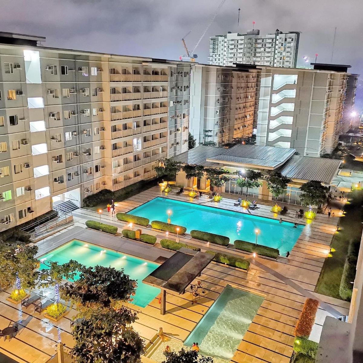 Suite in the City - Housity