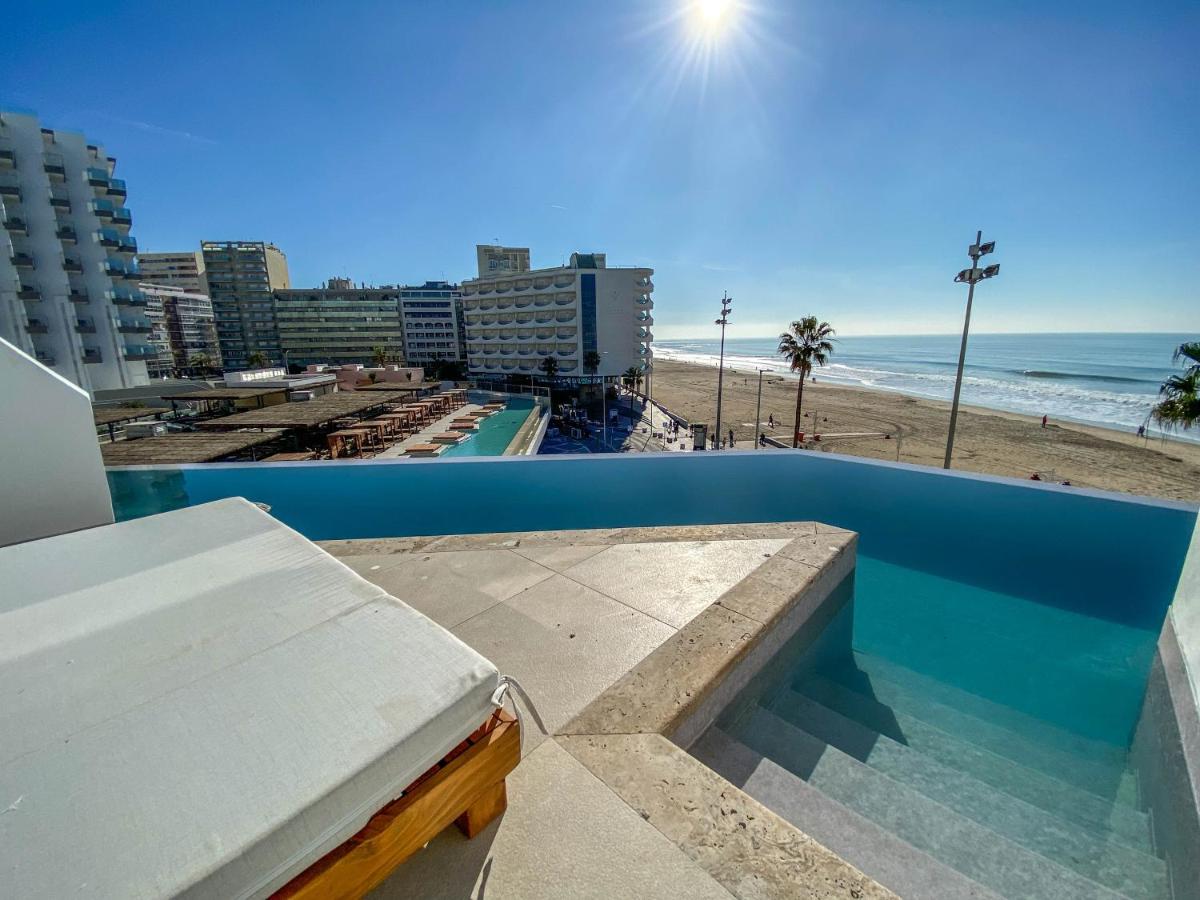 Piscina en o cerca de Cádiz Bahía by QHotels