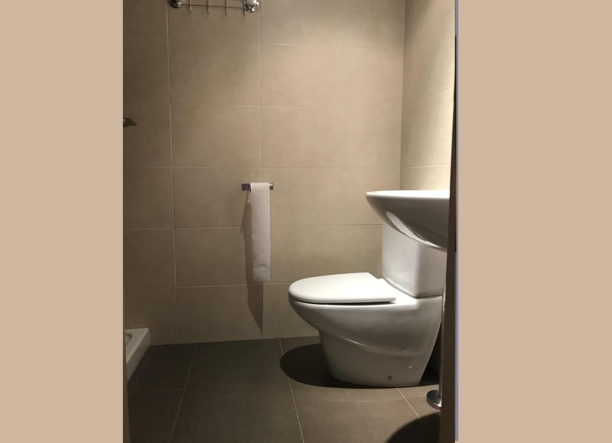 Stunning 2-Bed Apartment in Pego - Housity