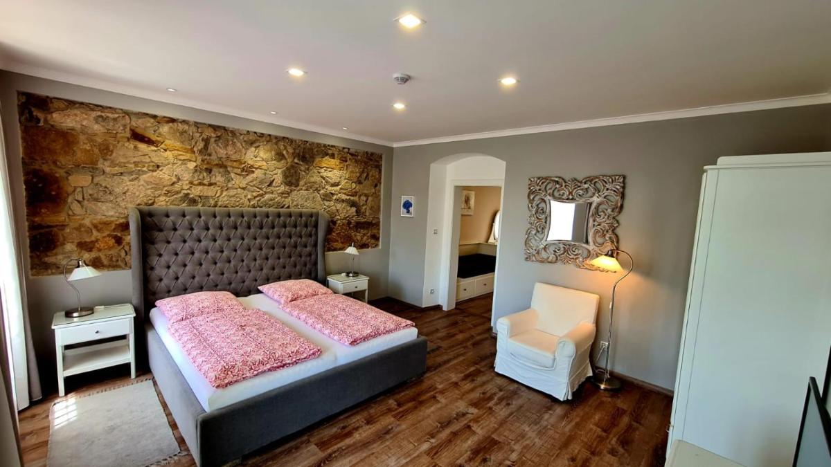 Penzion Valkoun-Lilienfeld - Housity