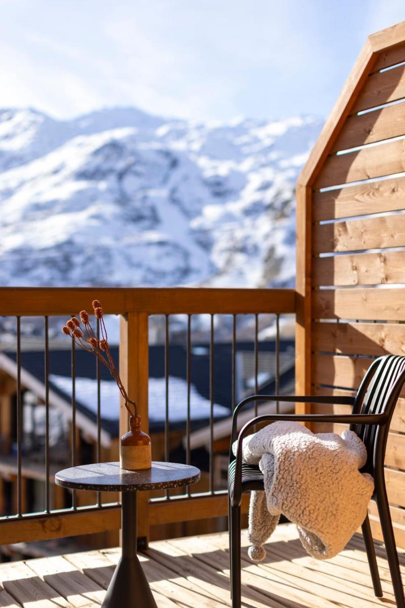 Vue générale sur la montagne ou vue sur la montagne depuis l'hôtel