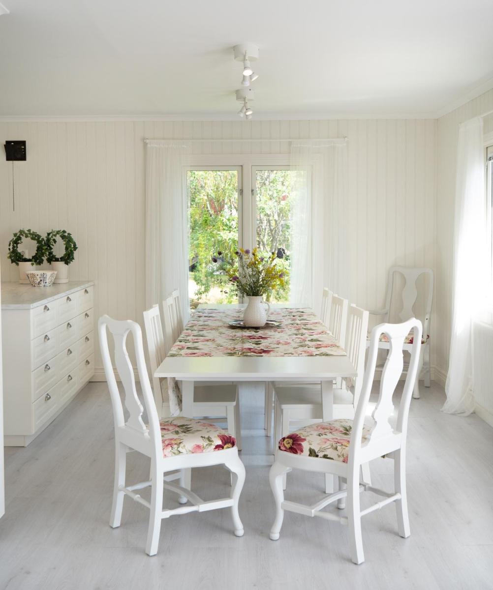 Beach House - Archipelago - Sea View! - Housity