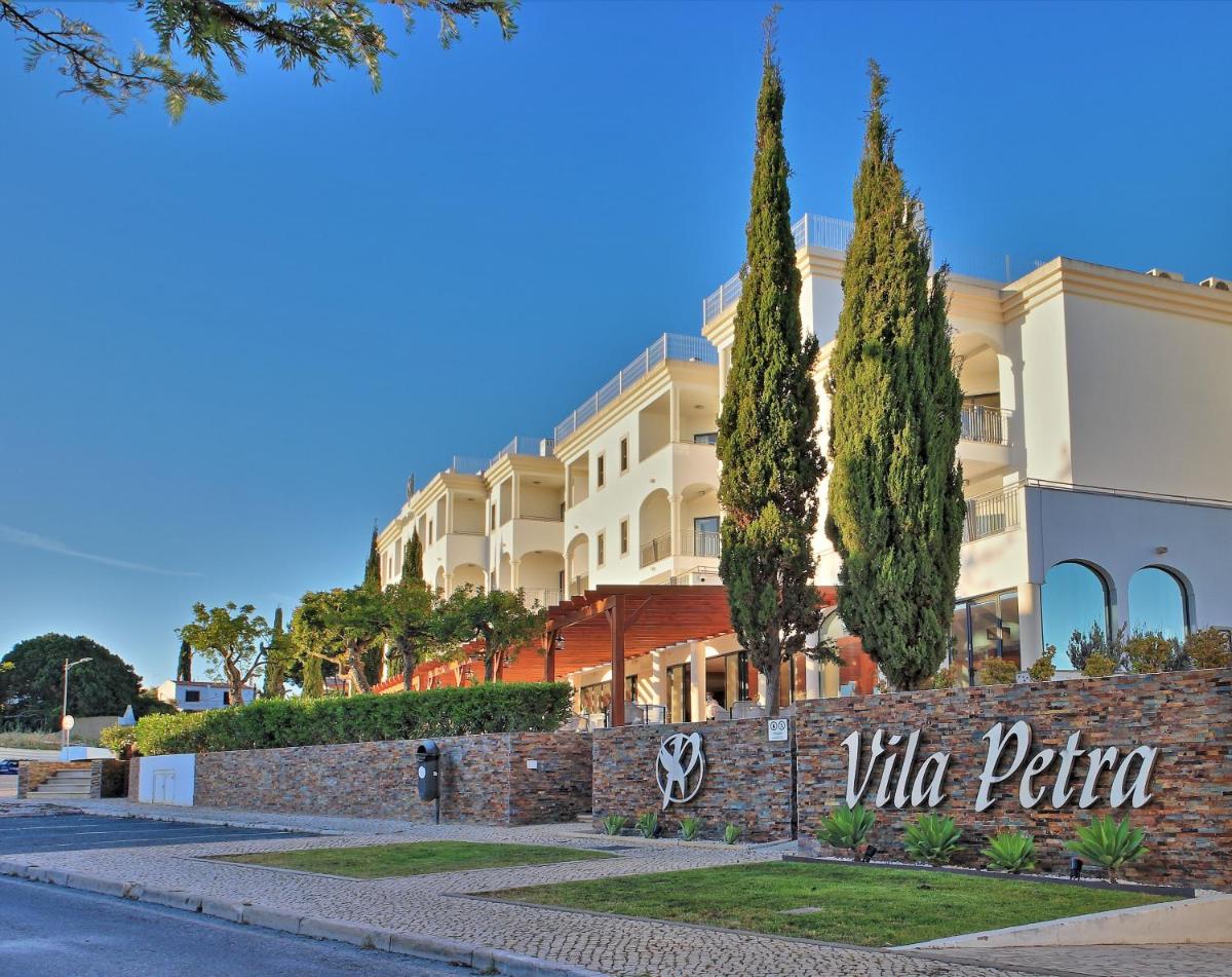 O edifício onde o aparthotel está situado