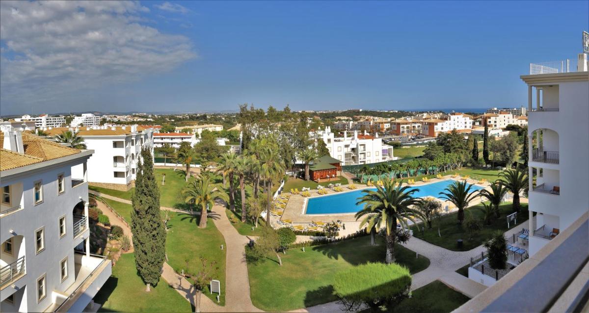 A piscina em ou perto de Vila Petra