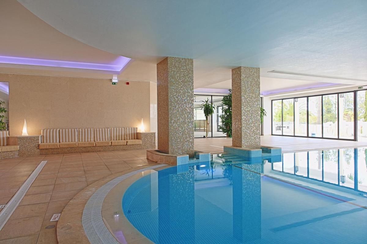 A piscina em ou perto de Vila Petra