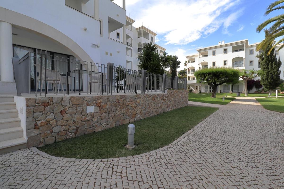 O edifício onde o aparthotel está situado