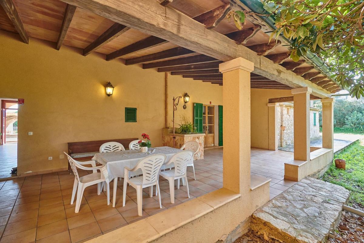 Finca Son Oliver by Mallorca House Rent - Housity