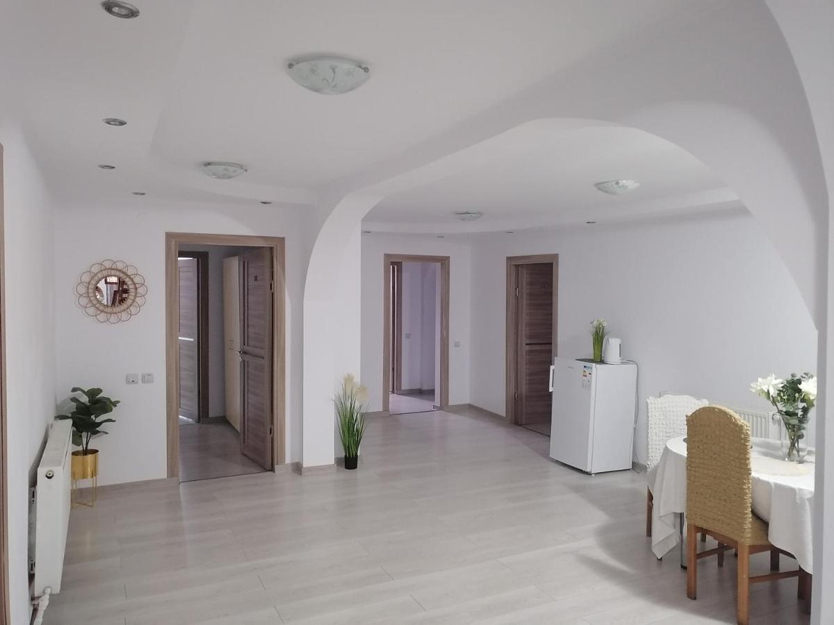 Pensiunea Valurile Bistritei - Housity