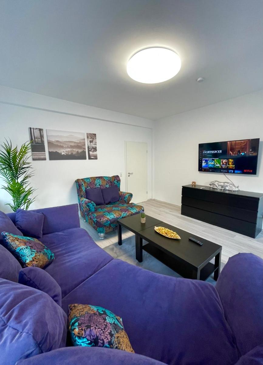 Elite Rooms - Netflix - Coffee - WiFi - City - Housity