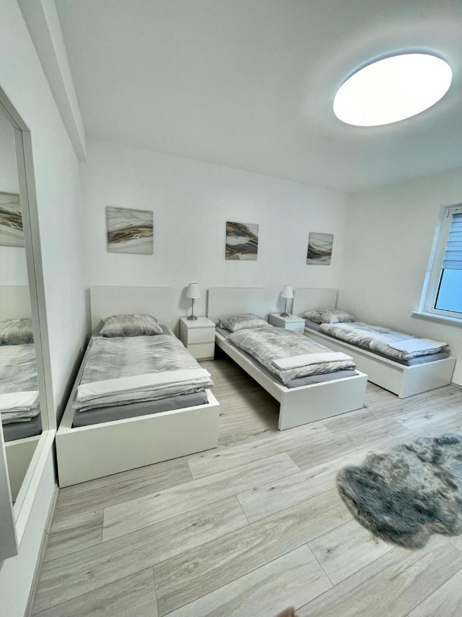 Elite Rooms - Netflix - Coffee - WiFi - City - Housity