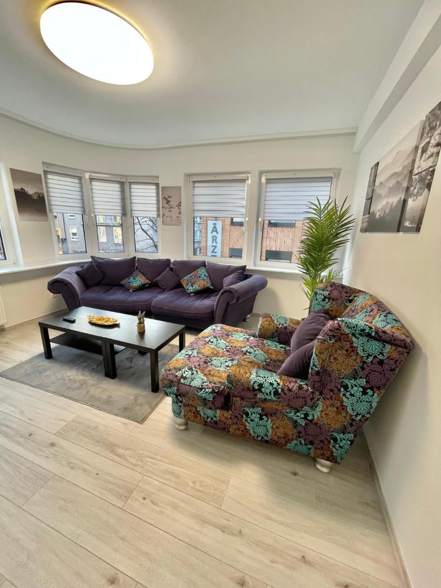 Elite Rooms - Netflix - Coffee - WiFi - City - Housity