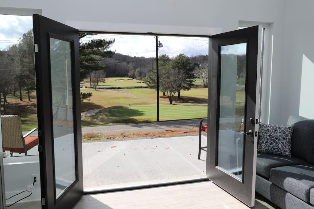 Golf Views Mount Airy - Housity