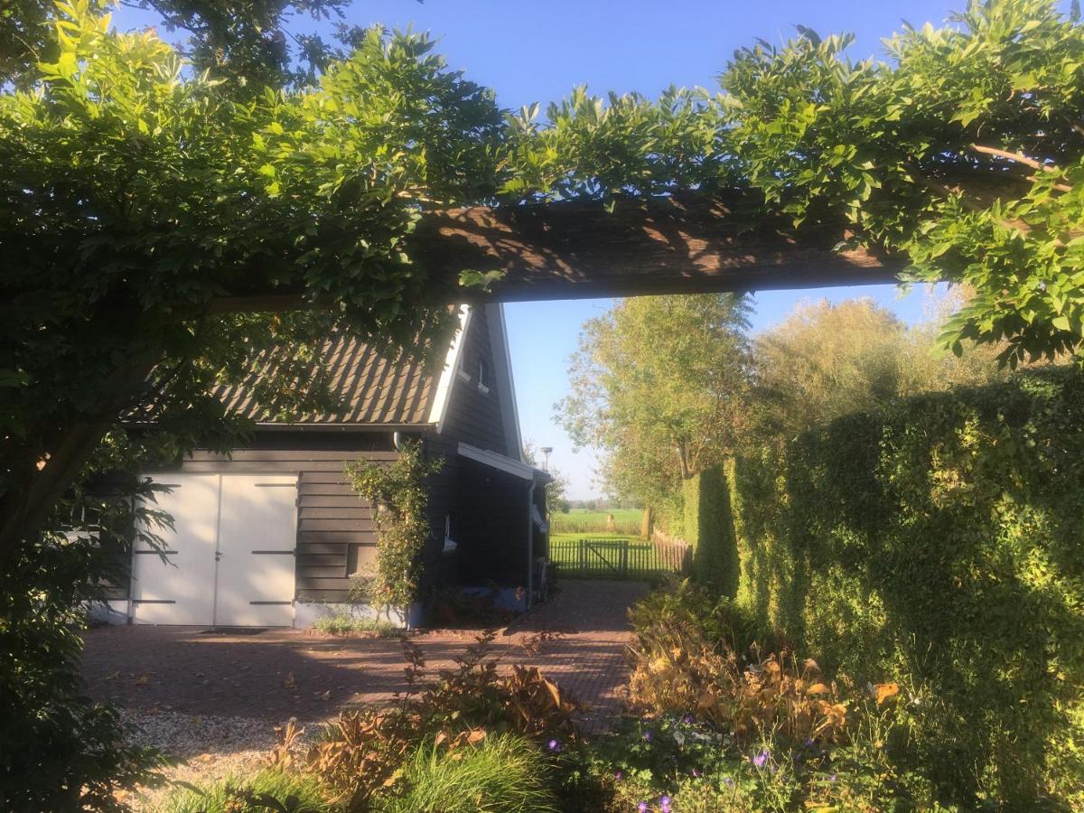 De Porrel Polsbroek Unit met Privé Jacuzzi, Spa en Sauna - Housity