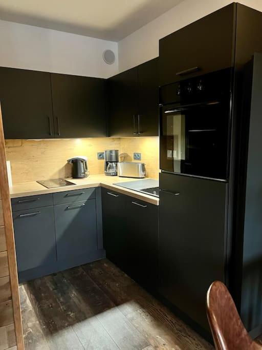 Location studio jardin/terrasse - Housity