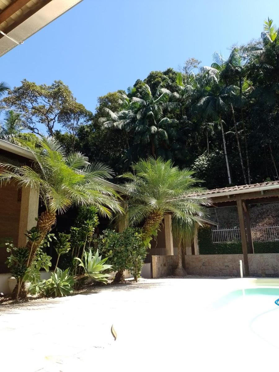 Le Loup Residência para Hospedagem Suítes 1 - Housity