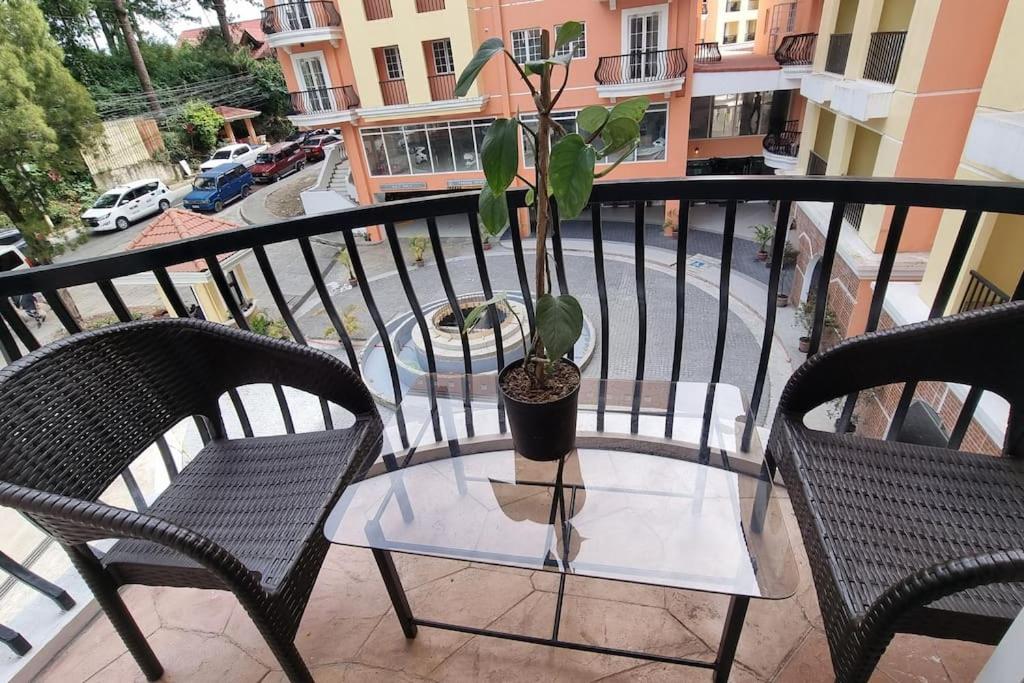 Three BR Condo Unit near MinesView Park - Housity