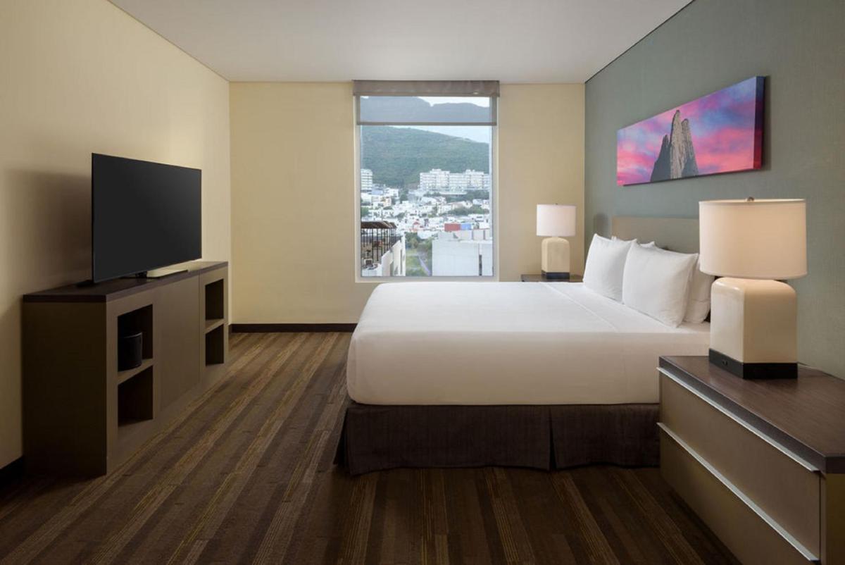 Hyatt House Monterrey Valle San Pedro - Housity
