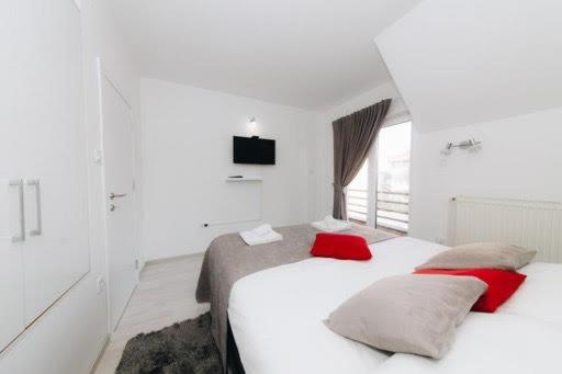 Duga apartmani - Housity