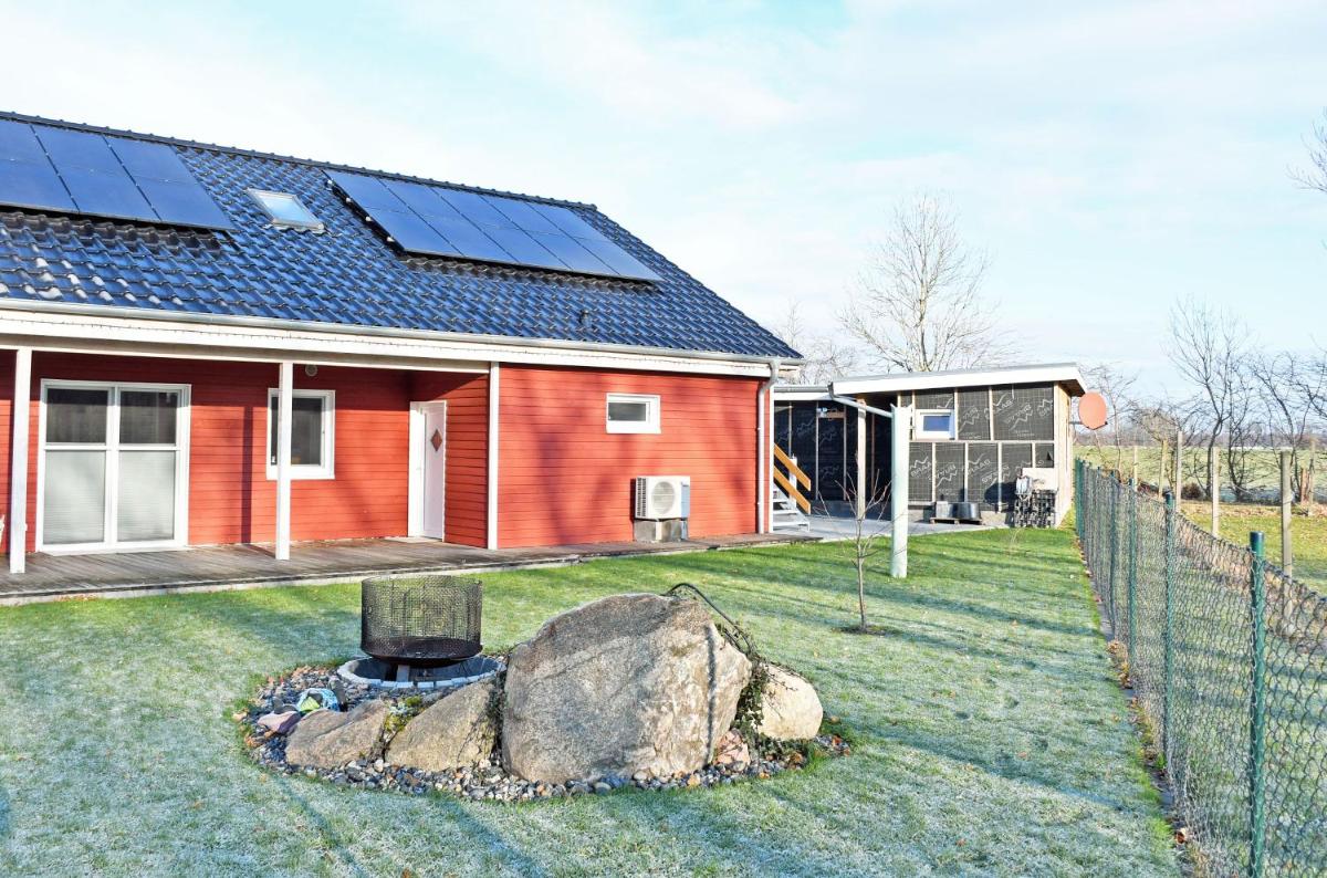 Trenter Fewo mit Sonnenterrasse - Housity