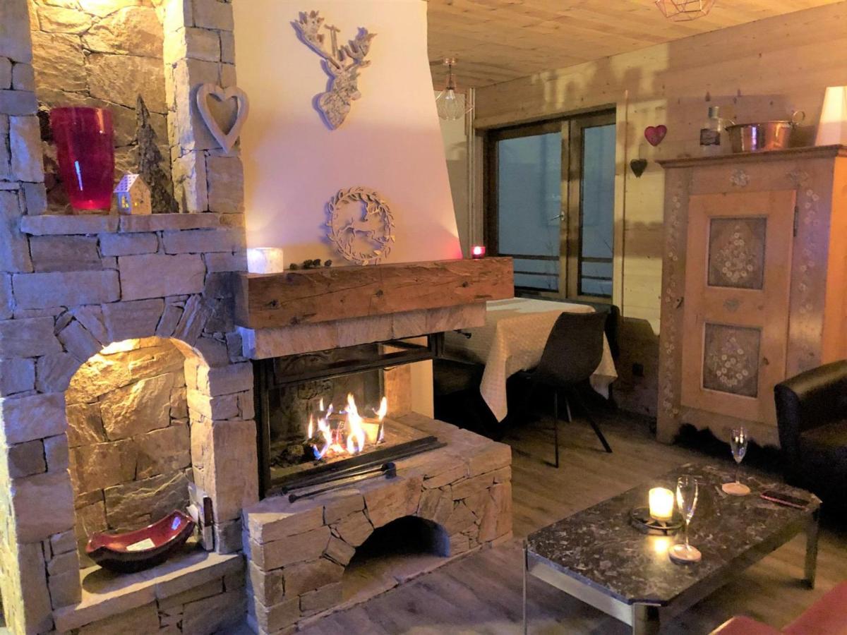 Appartement Rénové 3 Pièces au Centre de La Clusaz avec Balcon et Garage - FR-1-459-40 - Housity
