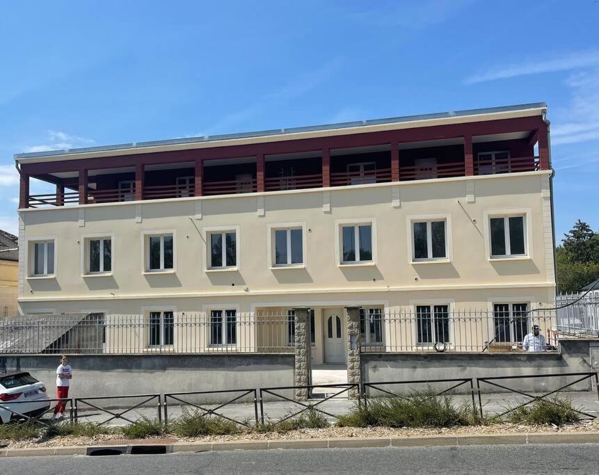 F3 entier J - Proche Roissy-Villepinte-Paris - Housity