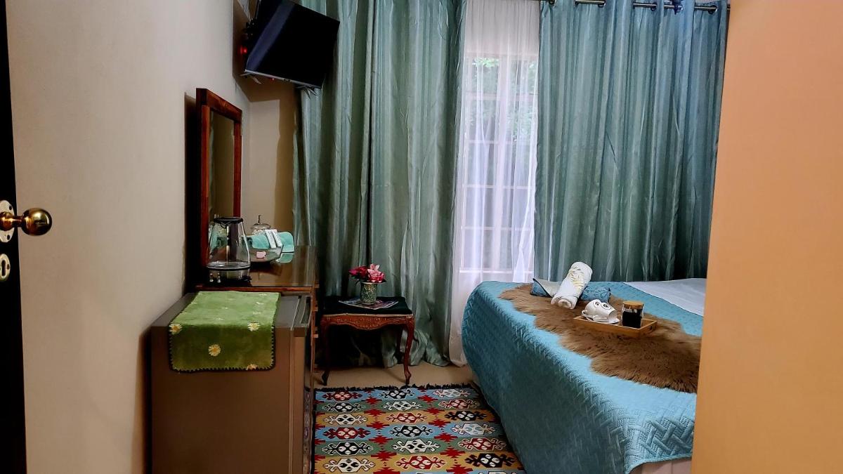 Vaal Marina Guest House 655 Leervis - Housity