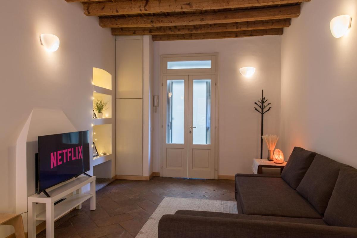 [Milano-Darsena] Navigli- c'era una volta una casa - Housity