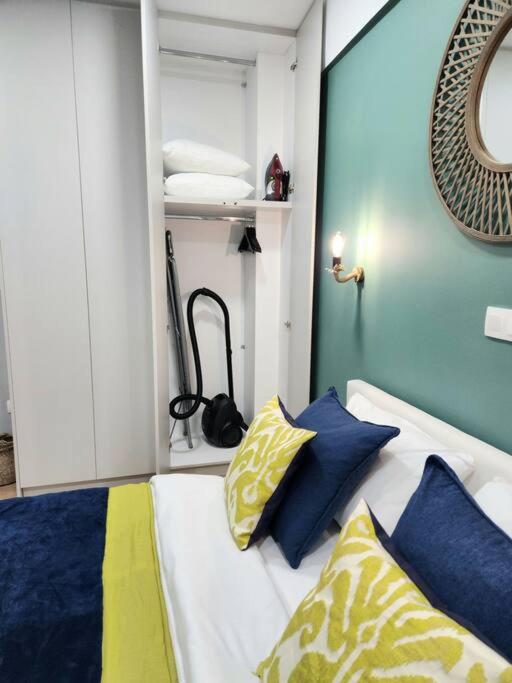 Victoria Suite VIPGreece - Housity