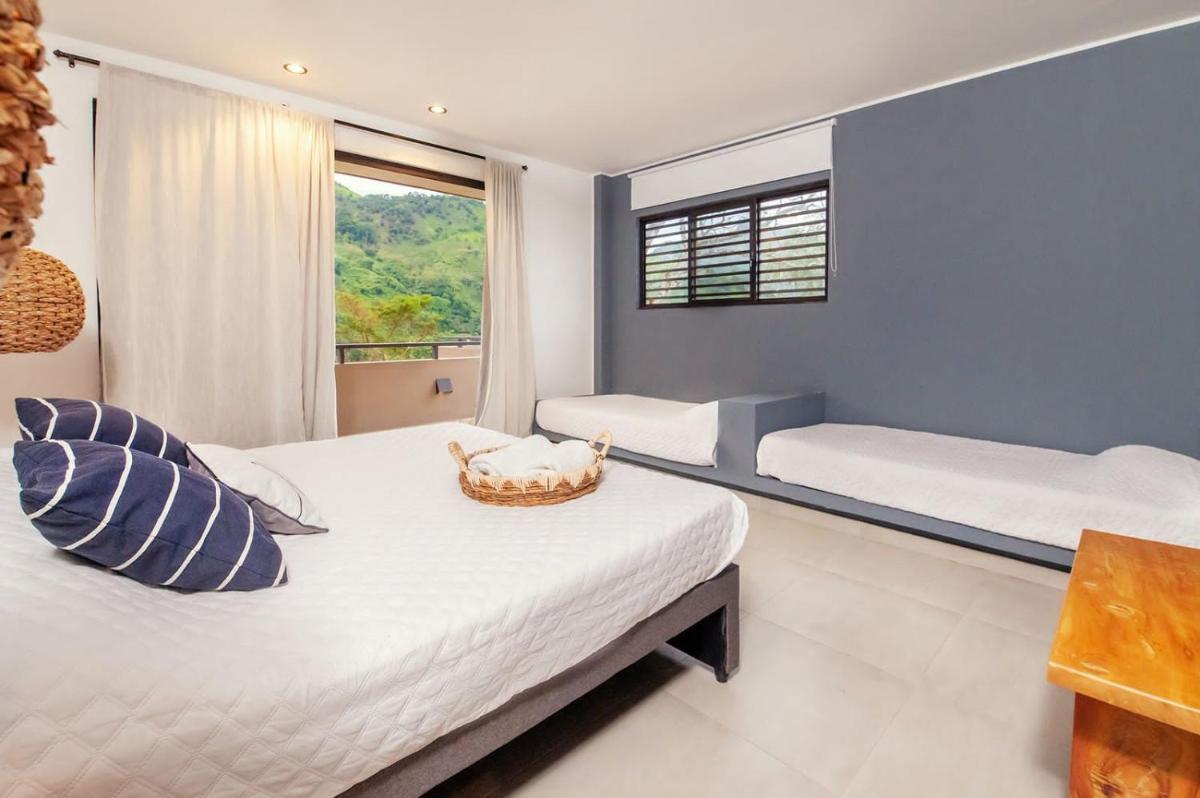 Casa Quinta de Lujo Cerca a Villeta - Housity