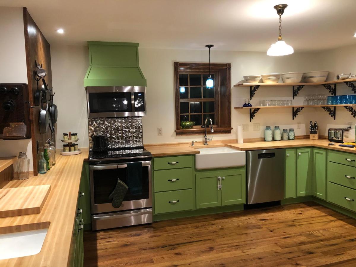 Blue Mountain House - Housity