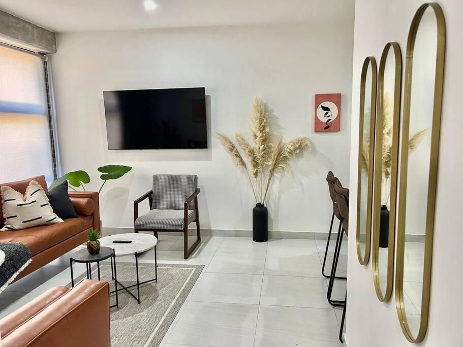 DEPA BOHO AL SUR Pet Friendly Piscina Gym Sala de Cine - Housity