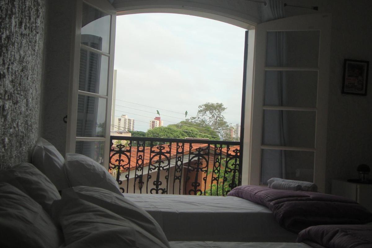 Black Hotel - Housity