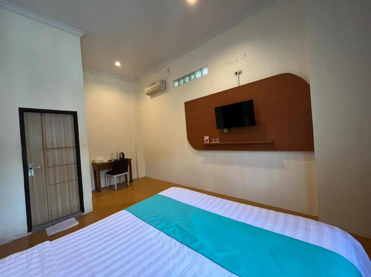 Front One Green Boutique Hotel Abepura - Housity