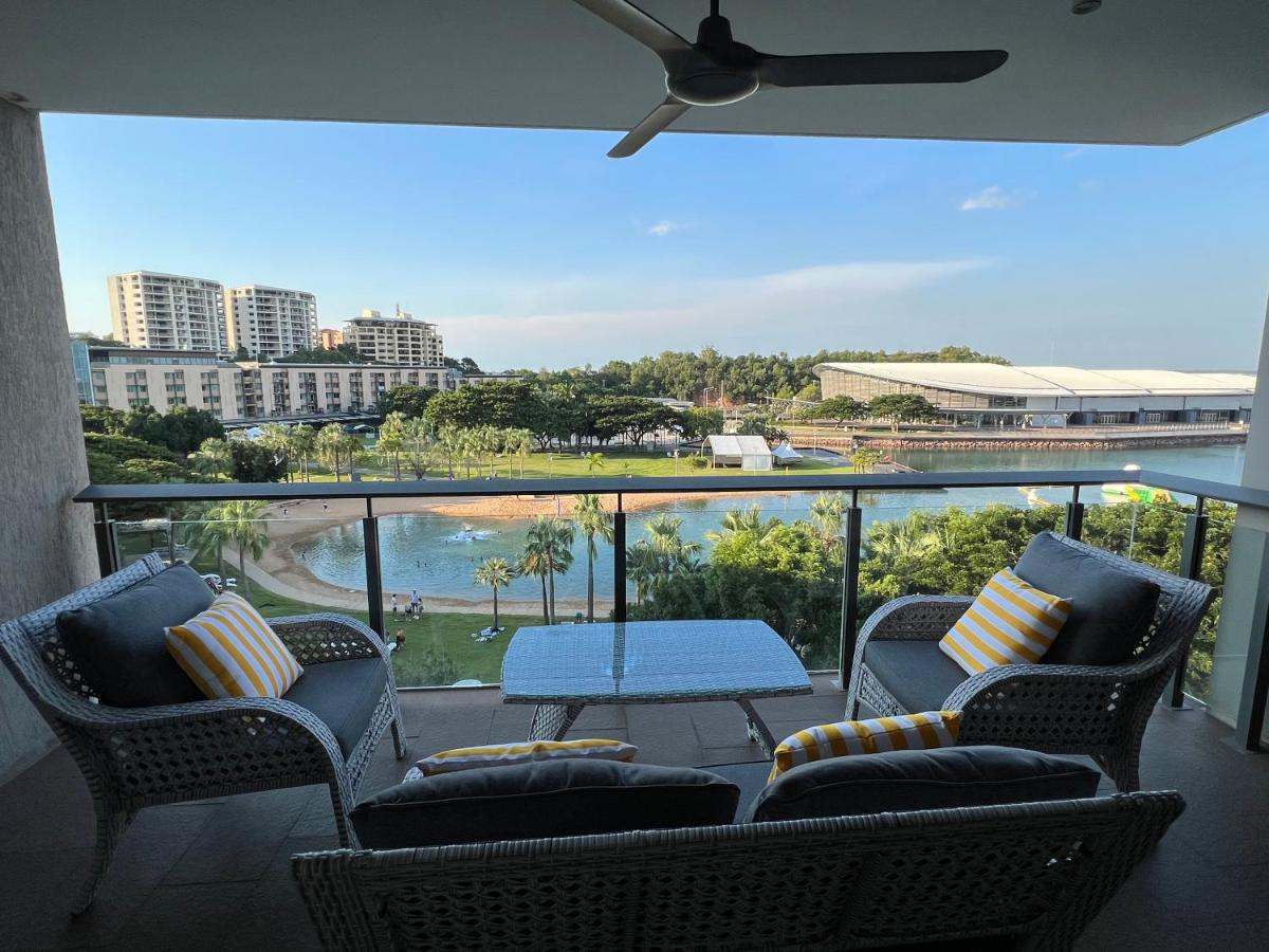 Luxury Waterfront Stay 1bdr (breathtaking Views) - Housity