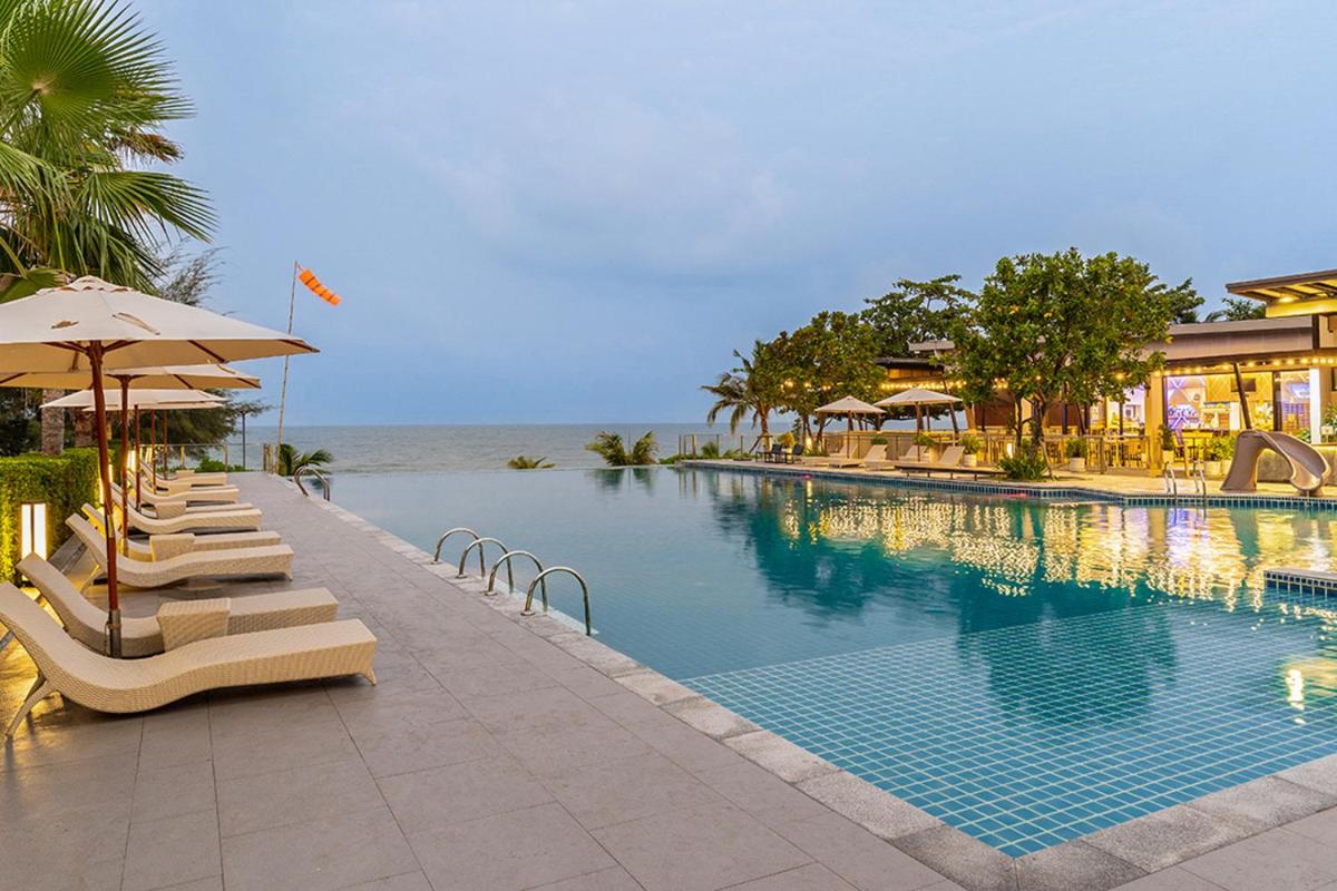 Sand Dunes Chaolao Beach Resort - Housity