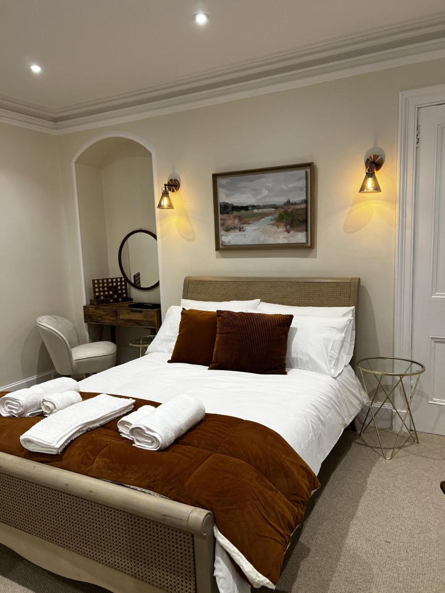 St Duthus Villa Guesthouse - Housity