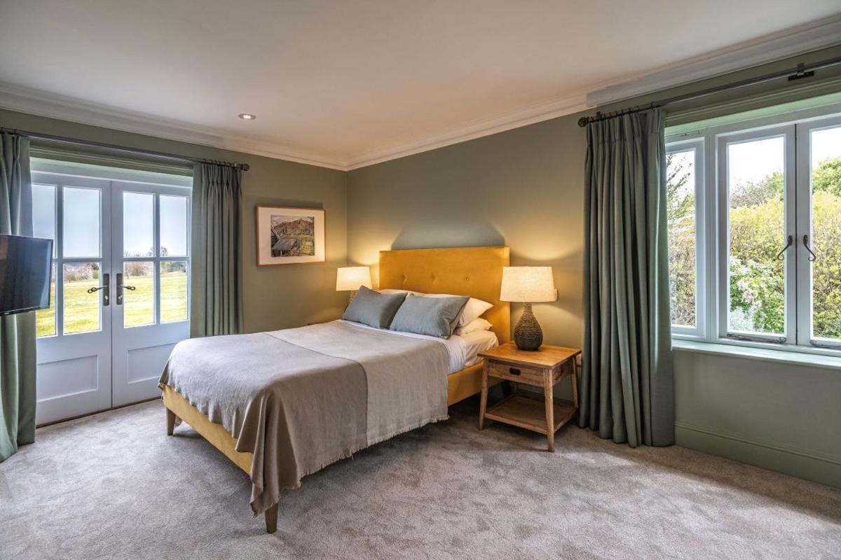 The Crown Inn - Housity