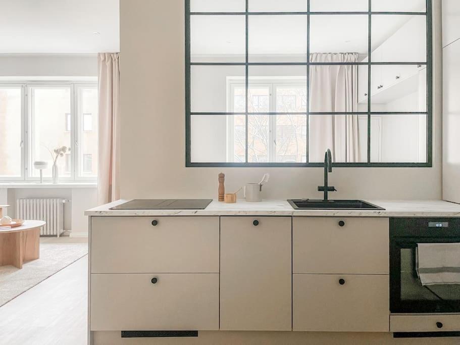 Central 1BR next to the park - Housity