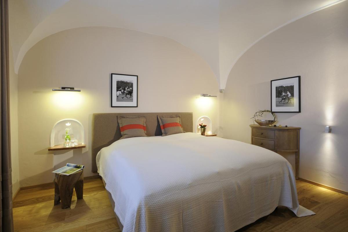 Ein Bett oder Betten in einem Zimmer der Unterkunft Hotel Gut Ising