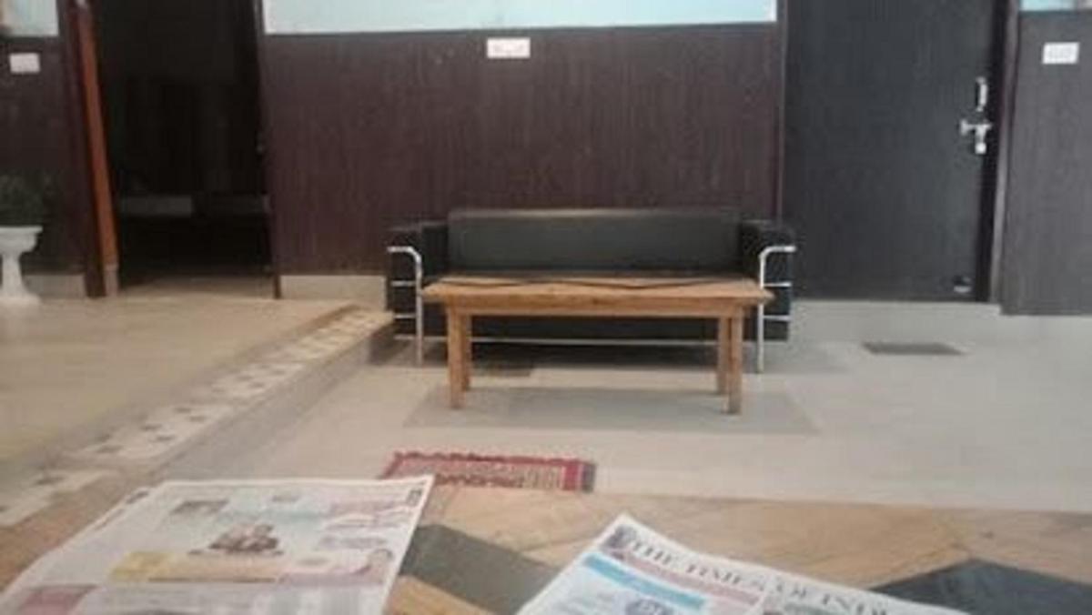 Suitetrails - Hotel Durga Palace by WB Inn