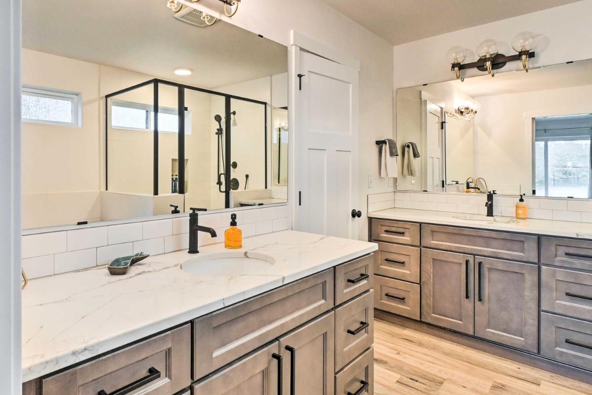 Modern Ocean Shores Getaway with Dock! - Housity