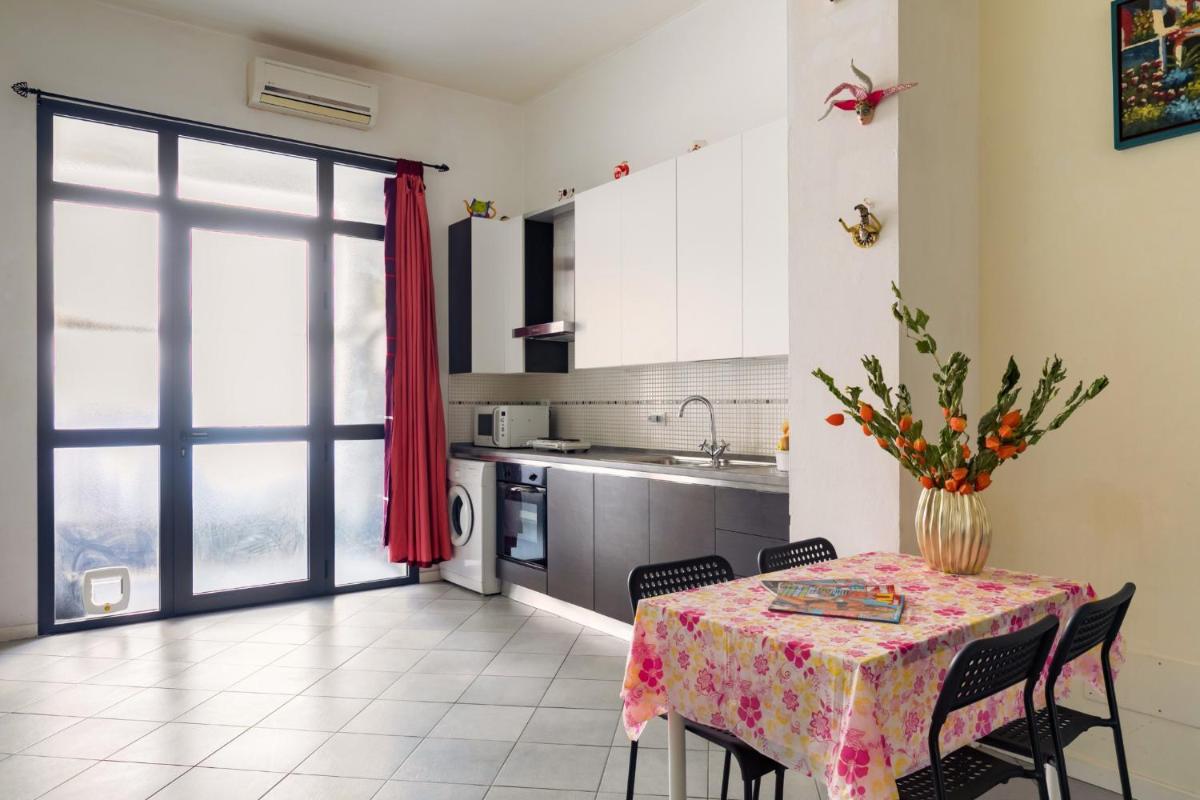 Essenza Holiday House - Florence - By HOST4U - Housity