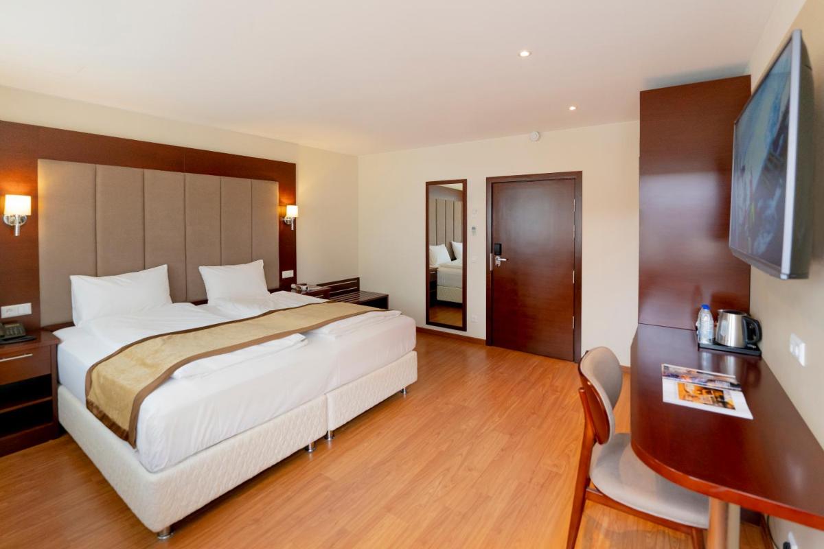 UNO Smart Köln Hürth - Housity